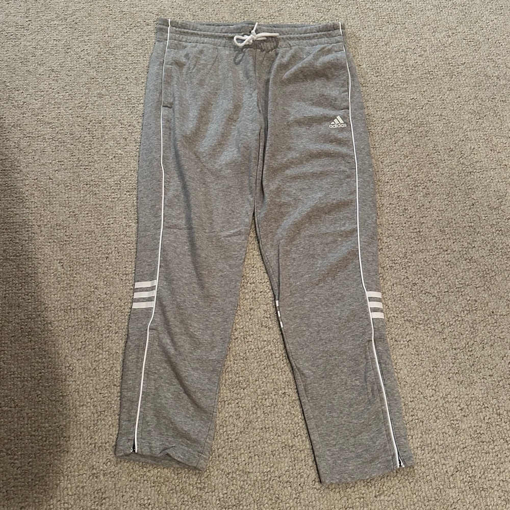 Adidas Women’s Heather Gray Joggers with White Stripes and pockets